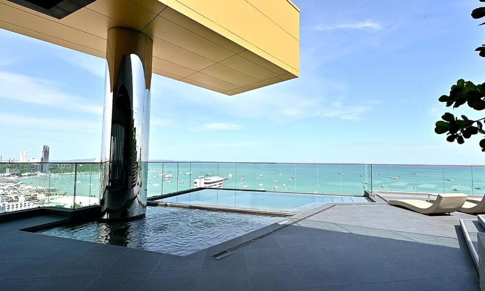 Condo Edge Central Pattaya Exterior foto